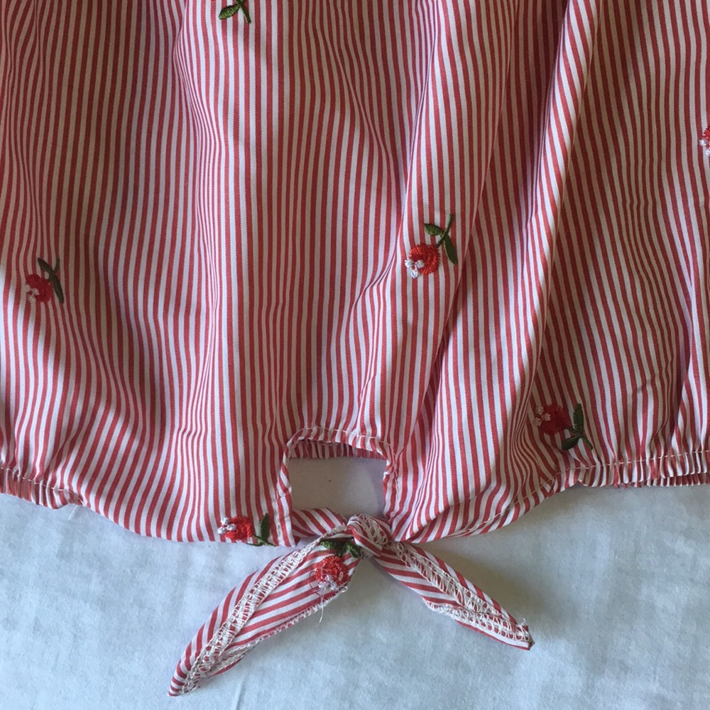 Blouse - Picture 2 of 5